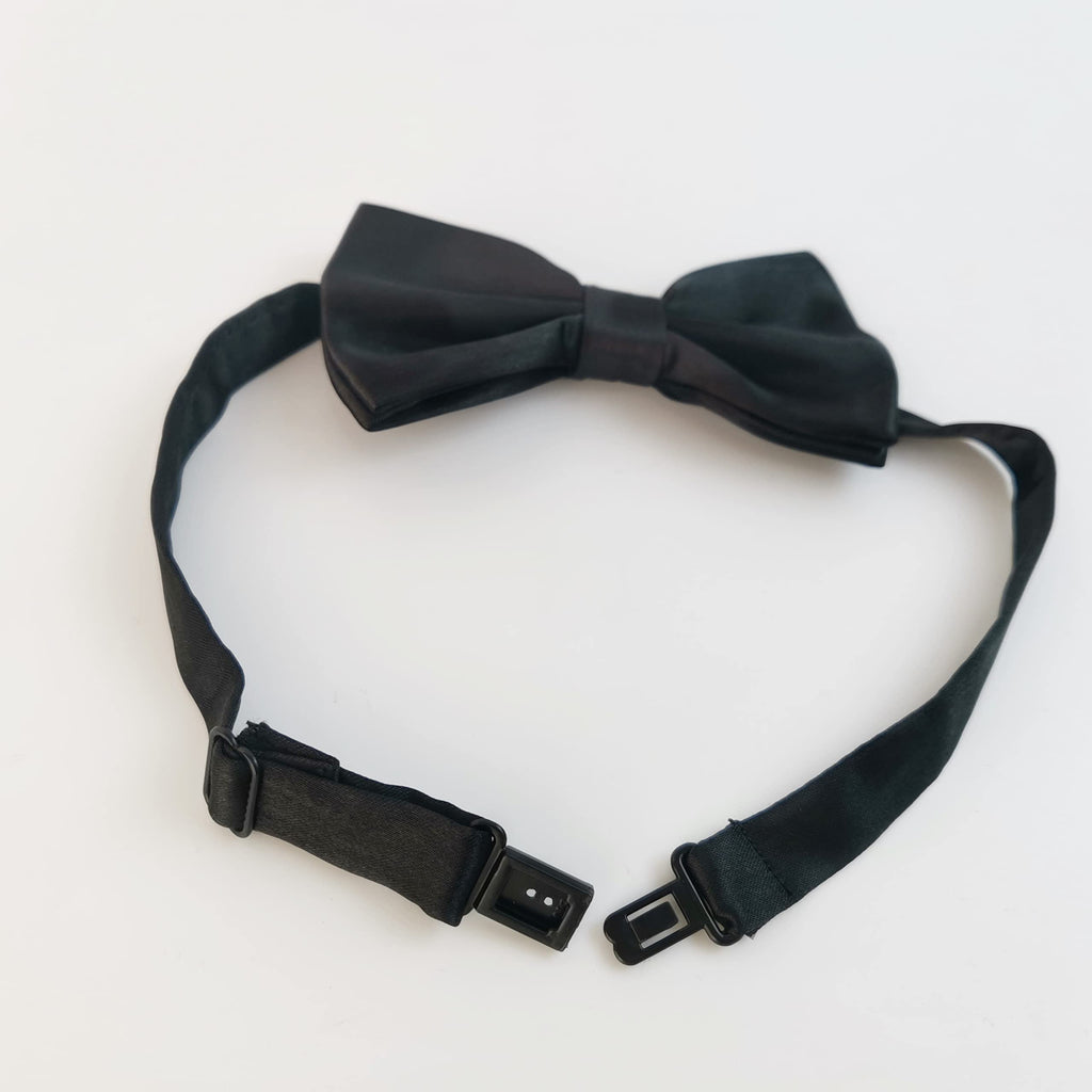 Black Bow Tie for Dogs, KOOLMOX Adjustable Dog Bow Tie Collar for Medium and Large Dogs Cats Pets Wedding Birthday Graduation Holiday Christmas Cosutmes