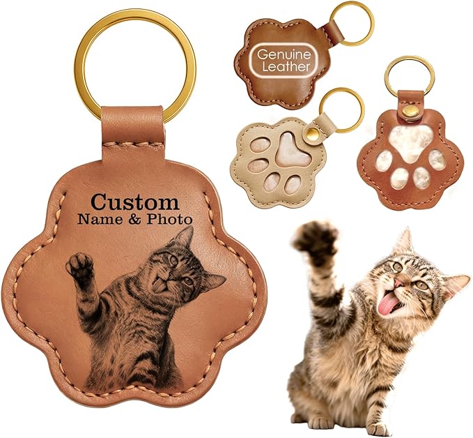 Personalized Pet Memorial Gift for Dogs, Custom Name Paw-Shaped Keychain