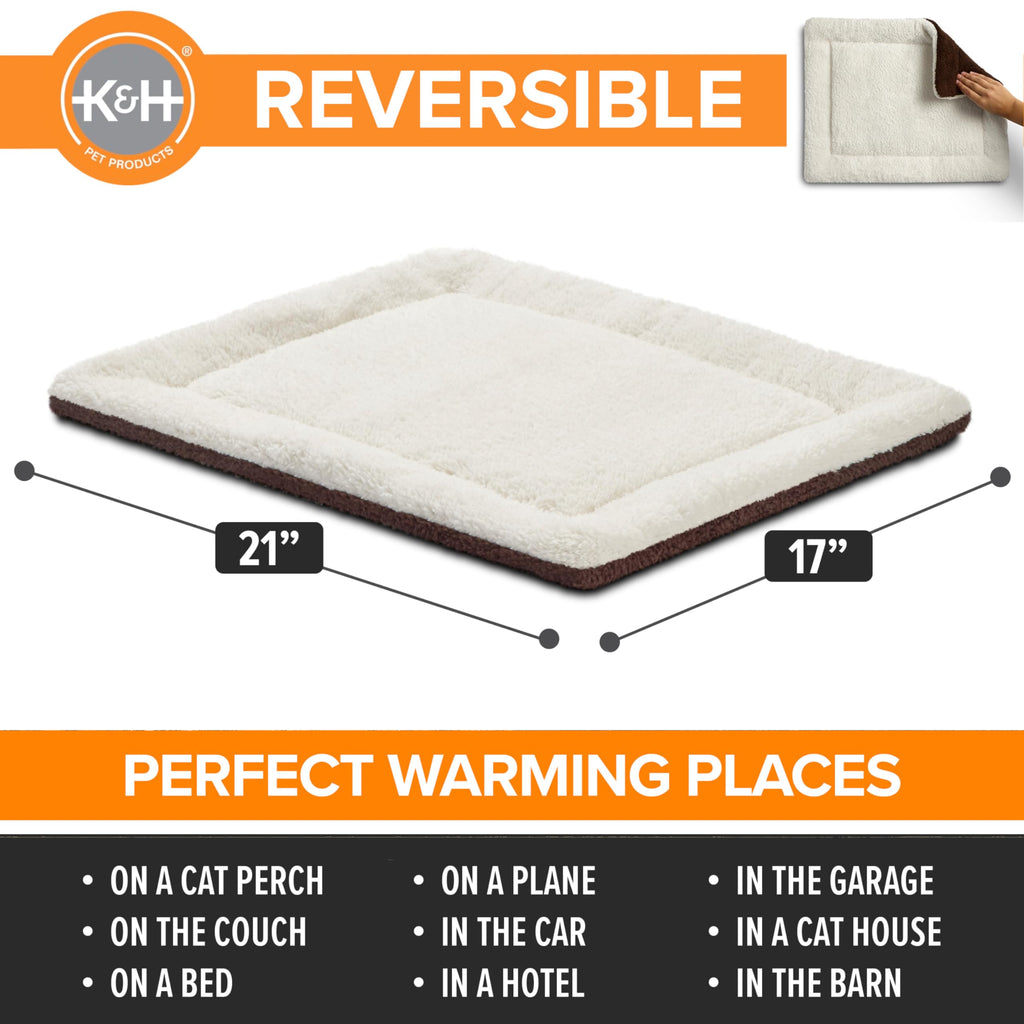 K&H Self-Warming Cat Bed Pad, Self Heating Pad for Outdoor Cat Houses, Warming Mat for Indoor Pet Beds & Furniture, Reversible Blanket, Machine Washable, Small 21 X 17 Oatmeal/ Chocolate