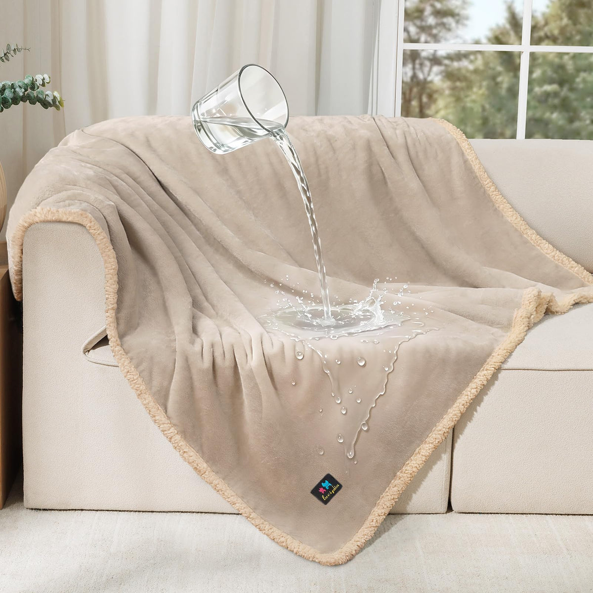 Luciphia Waterproof Blanket for Large Dog, Reversible Sherpa Couch Cover