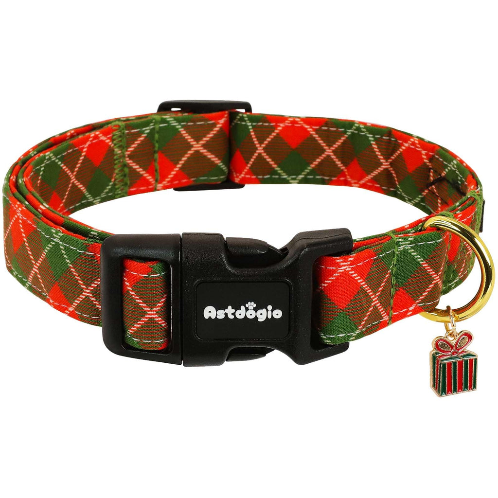 Astdogio Medium Christmas Dog Collar,Adjustable Dog Christmas Collars, Red Green Plaid Puppy Collar, Cute Dog Collars Holiday Collar for Girl Boy Dogs-M
