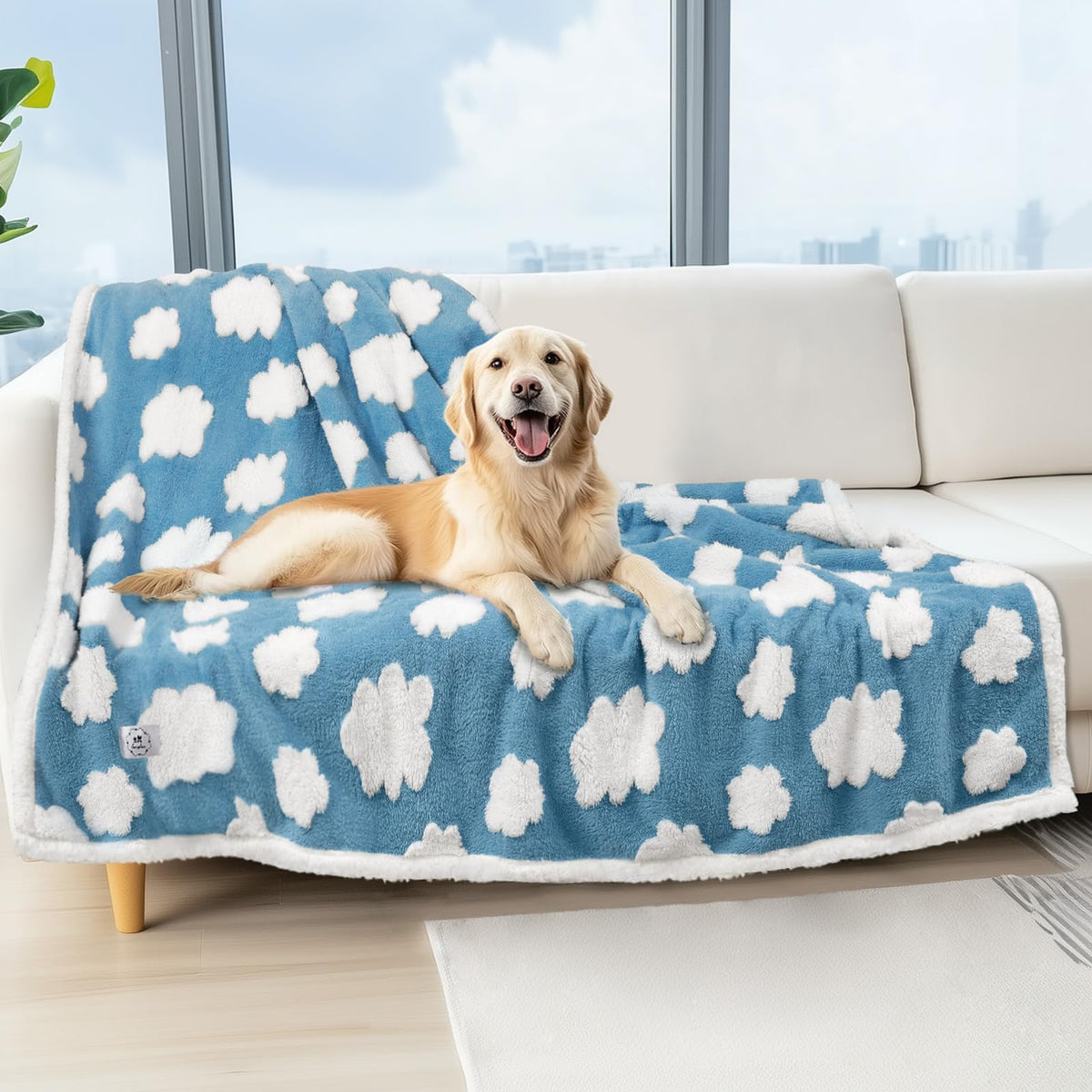 Luciphia Waterproof Dog Blanket for Large Dogs Cats Soft Reversible Fleece