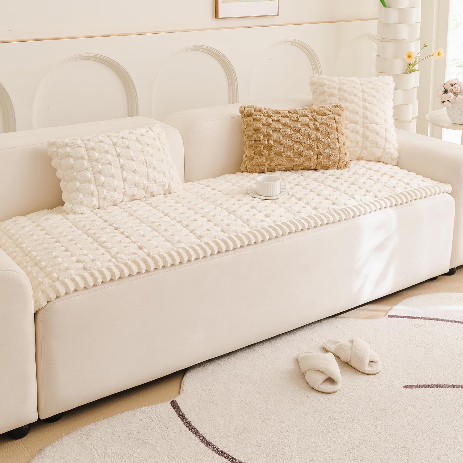 Tiwwie Couch Cover for Dogs Fuzzy Sofa Covers for Pet, Non Slip Sofas Pad