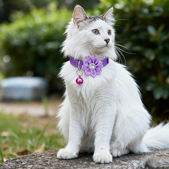 Tweruna 6 PCS Flower Kitten Collar with Bell, Adjustable Cute Cat Collar with Rhinestone for Female, Breakaway Small Kitten Collars, 6 Colors