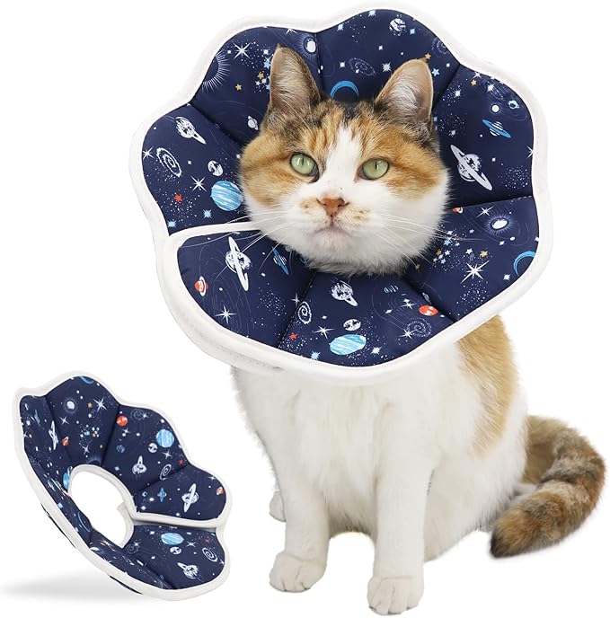 QIYADIN Soft Cat Cone, Adjustable Recovery Collar After Surgery to Prevent Licking Wound, Protective Cat Neck Cone, Comfortable Pet Elizabethan Collar for Cats Kittens and Puppies (S)