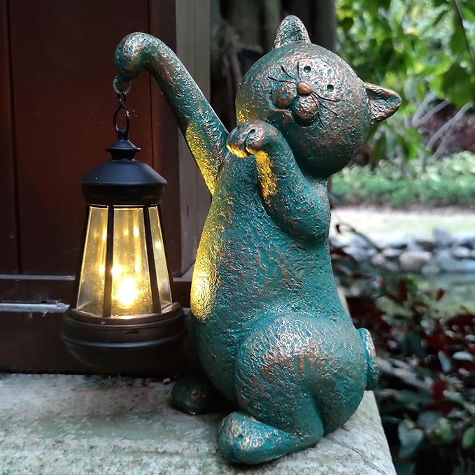 RCTTICUU Solar Garden Gnomes Statue with Succulent and LED Lights - Solar Lantern Gnomes Decorations for Yard Outdoor gnome Decorations for Garden, Patio Gnome Gifts for Mom