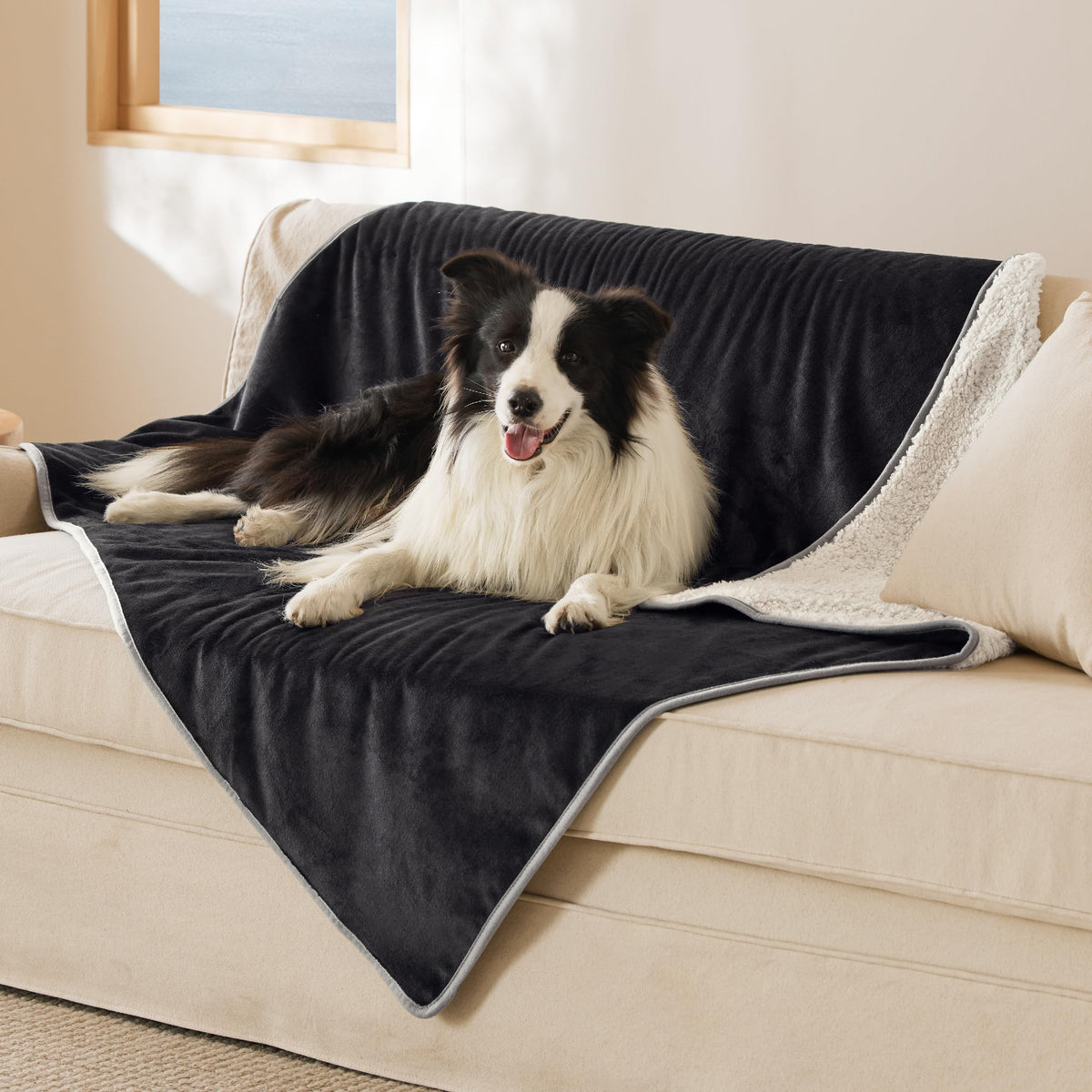 Bedsure Waterproof Blanket for Bed Soft Sherpa Fleece Throw,King 108"x86"