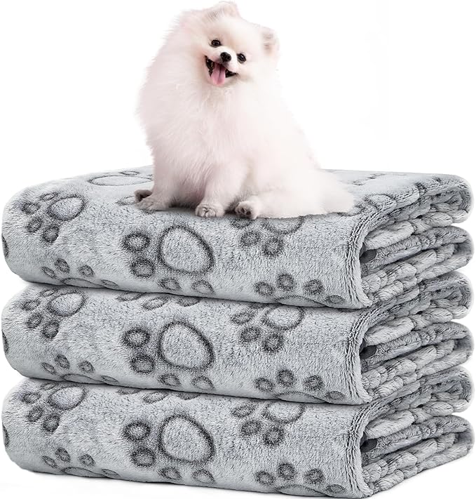 LOKOZ Small Dog Blanket for Medium Large Dogs Fleece Puppy Blanket Washable Dog Blankets for Bed Couch Protection with Cute Paw Print Pet Puppy Cat Blanket
