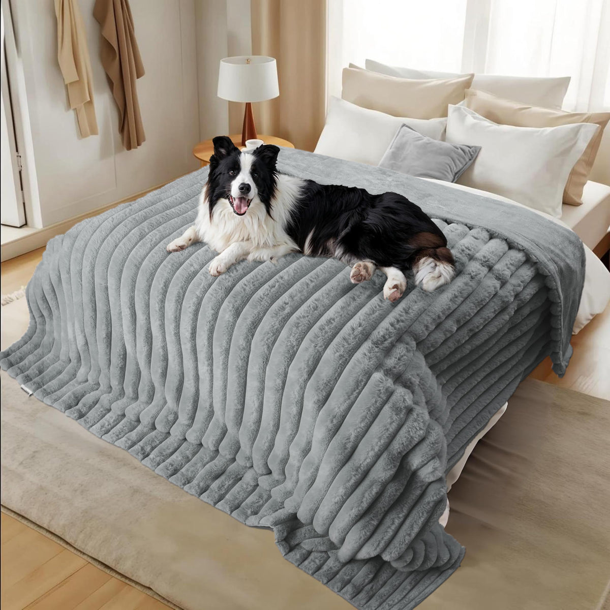 ZAKAPAWS Reversible Waterproof Sherpa Pet Blanket for Large Dogs & Cats