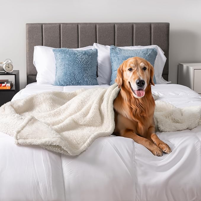 PetAmi Soft Plush Sherpa Dog Blanket for Pet Cat, Large 40x60, Beige