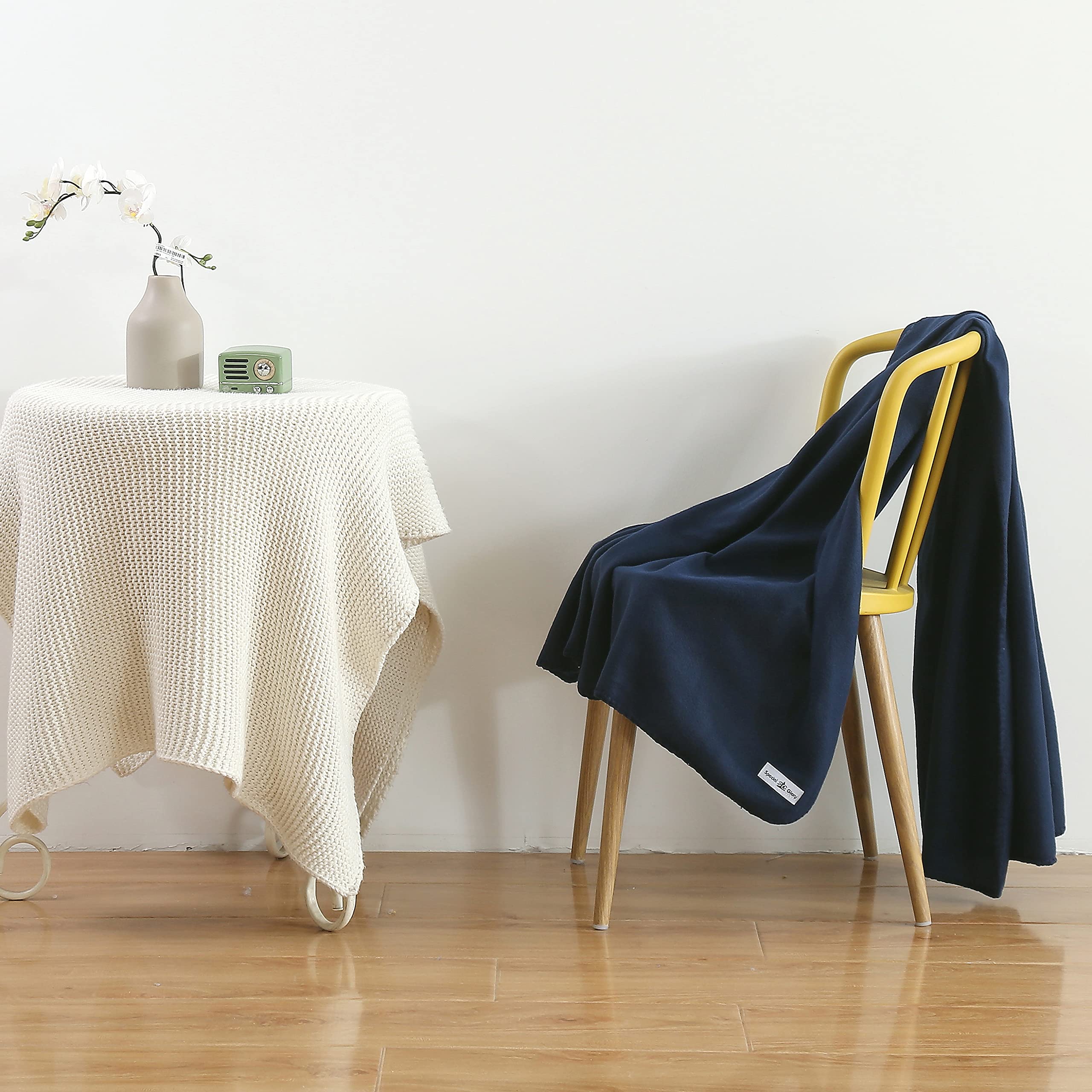 Special SG Glory Fleece Throw Blankets Bulk Fleece Blankets Solid Wholesale Lightweight Warm Soft for Pet Bed Sofa Couch Office Wedding Gifts Travel Seasons (Navy, Pack of 6-50x60 Inches)