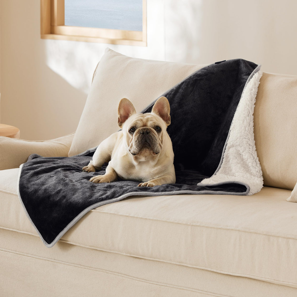 Bedsure Waterproof Blanket for Bed Soft Sherpa Fleece Throw,King 108"x86"