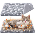 VitalCozy 2 Pack Self Warming Cat Mat Self Heating Pad Bed Reversible Machine Washable Reflects Body Heat Warm Thermal Pet Pad Crate Blanket for Feral and Indoor Cat(Star,21" X 14")
