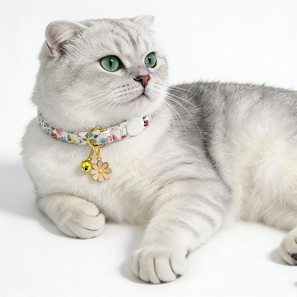 2 Pack Cotton Breakaway Cat Collars Set with Bell and Flower Pendant, Cute Floral Fruit Patterned, Adjustable 7.5-11Inch, Include A Mouse Toy Gift (Vintage+ Small Pink Flower)