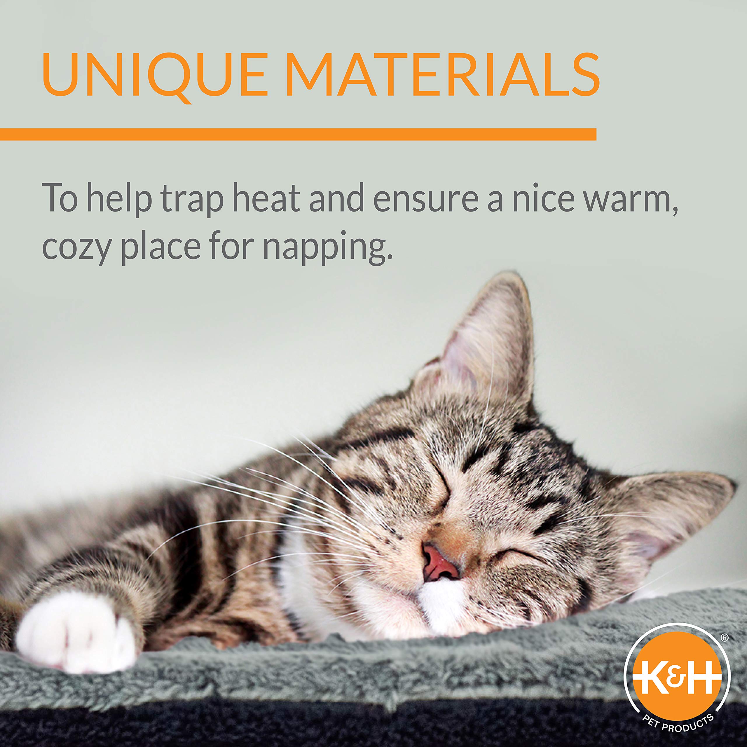 K&H Self-Warming Cat Bed Pad, Self Heating Pad for Outdoor Cat Houses, Warming Mat for Indoor Pet Beds & Furniture, Reversible Blanket, Machine Washable, Small 21 X 17 Oatmeal/ Chocolate