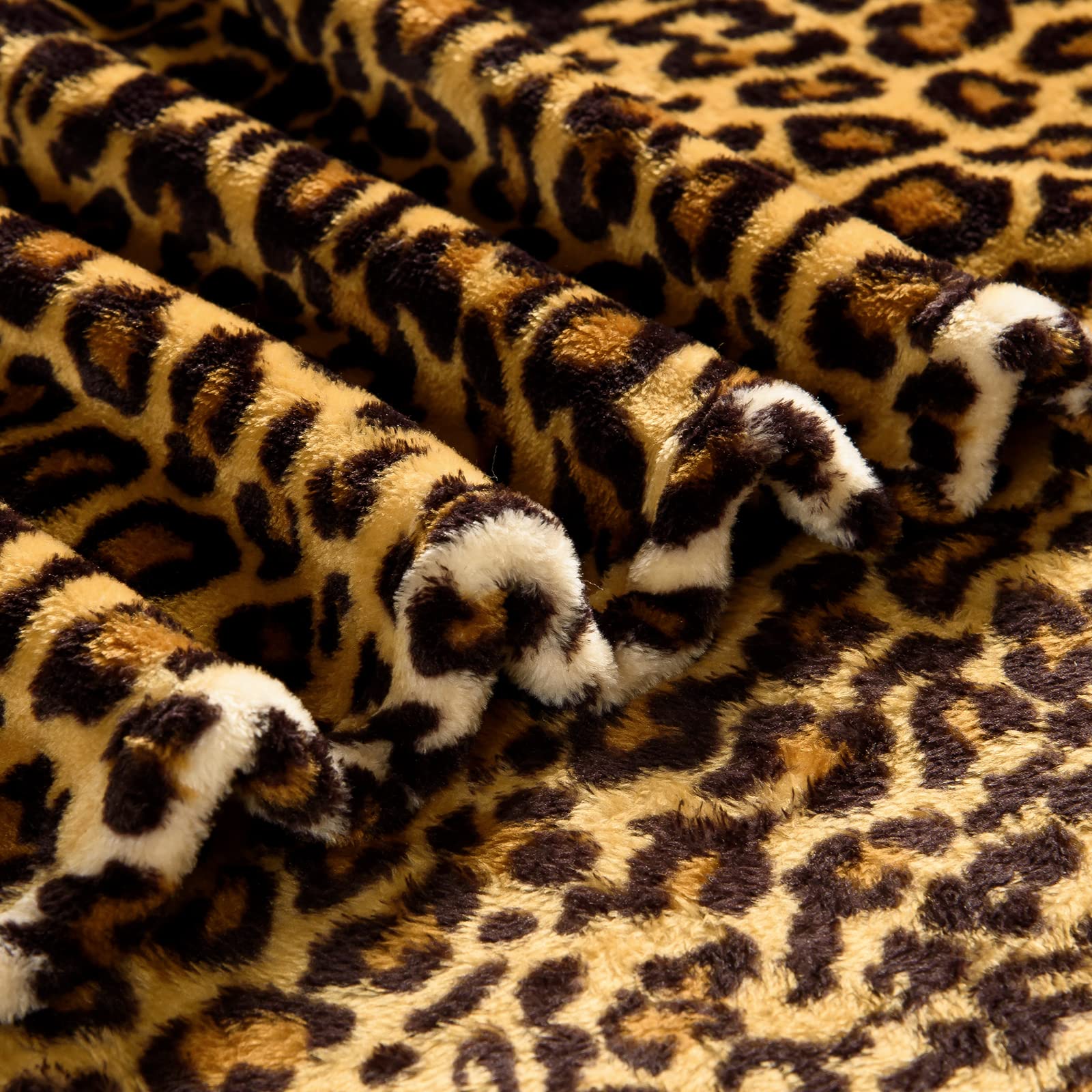 Bnuitland Leopard Print Fleece Flannel Throw Blanket, 300 GSM Double Sided Fuzzy Fluffy Throw for Bed Sofa Couch Travel, Super Soft Lightweight Cheetah Print Blanket for Adults/Baby/Pets, 50×40 inch