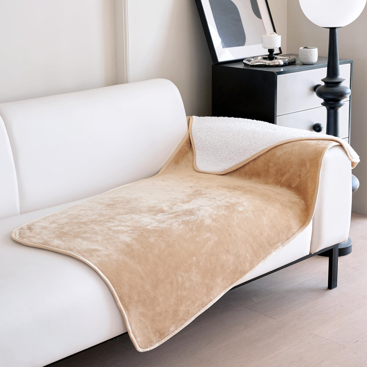 gogobunny Waterproof Bed Blanket, Reversible Sherpa Fleece Throw Blanket for Dog Puppy Cat, Furniture Cover Protects Bed Couch Sofa from Liquid Pee and Pet Fur (Cream, 90x108 inches)
