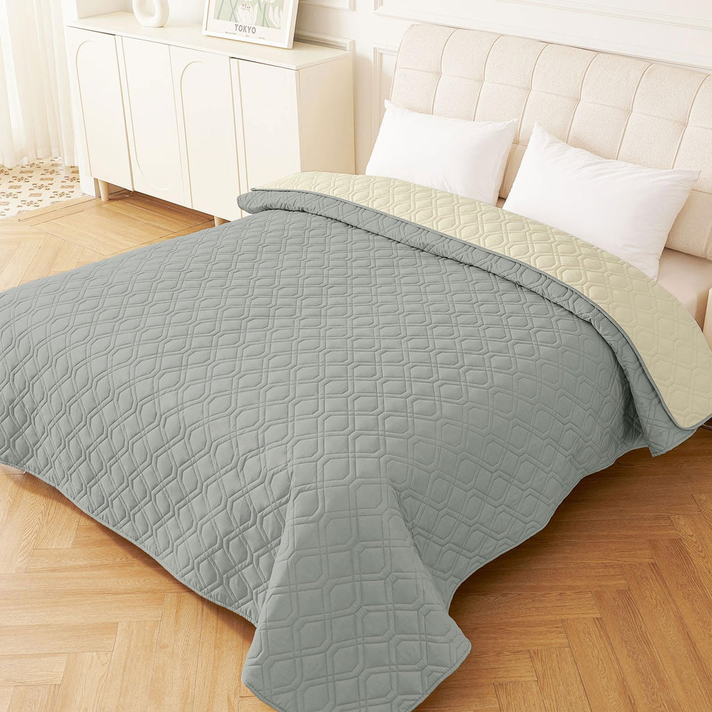 hyha Waterproof Dog Bed Blanket - Soft Pet Blanket & Sofa Cover for Dogs