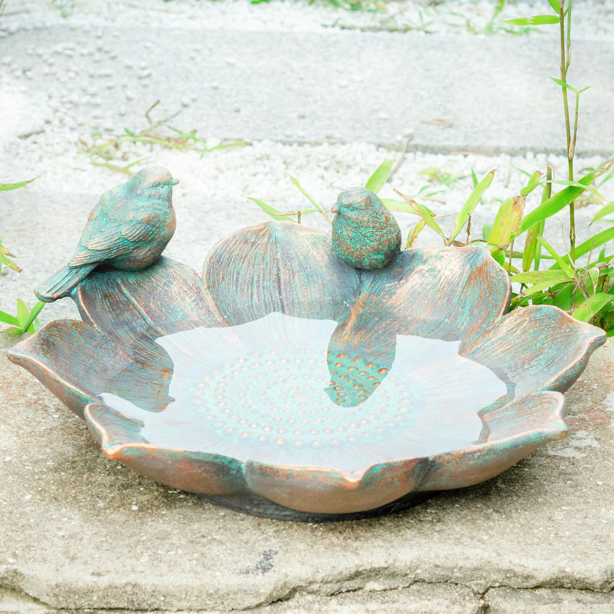 MUMTOP Bird Bath for Outdoors, Resin Garden Round Birdbath Bowl Yard Decor