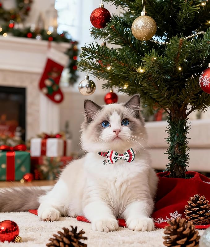 Joytale Upgraded Christmas Cat Collar with Bells, Breakaway Cat Collars with Bow Tie, 1 Pack Girl Boy Safety Plaid Kitten Collars, Christmas