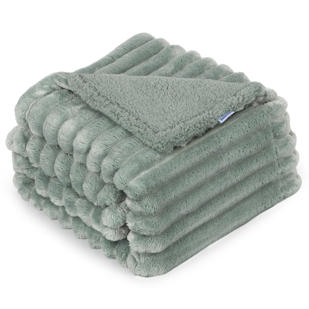 ZAKAPAWS Reversible Waterproof Sherpa Pet Blanket for Large Dogs & Cats