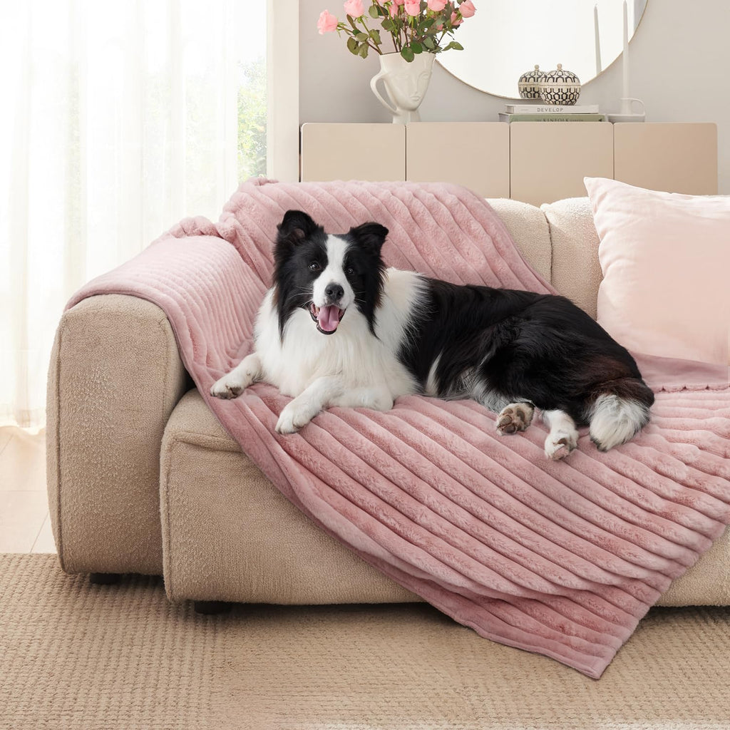 ZAKAPAWS Waterproof Pet Blanket for Large Dogs & Cats - Reversible Calming Plush, Washable Furniture Cover for Couch, Bed, Car Seat, Blocks Leaks, Stains & Pet Fur (Pink, 50"x60")