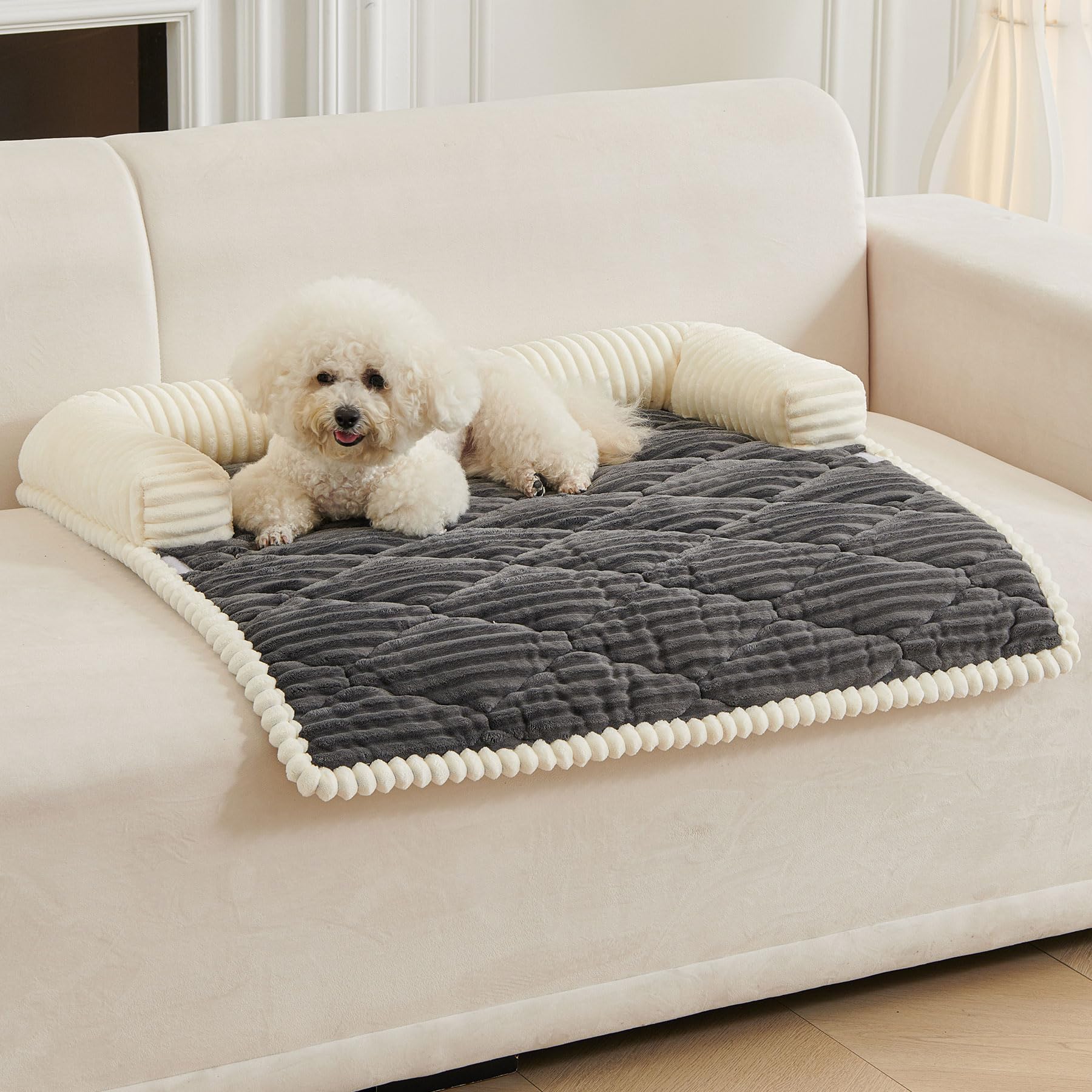 HAOMAIJIA Dog Couch Bed for Large Dogs, Non Slip Pet Couch Covers for Sofa Thick Soft Washable Dog Couch Cover Protector All Seasons Universal Dogs and Cats Bed Mat (Grey, Large)