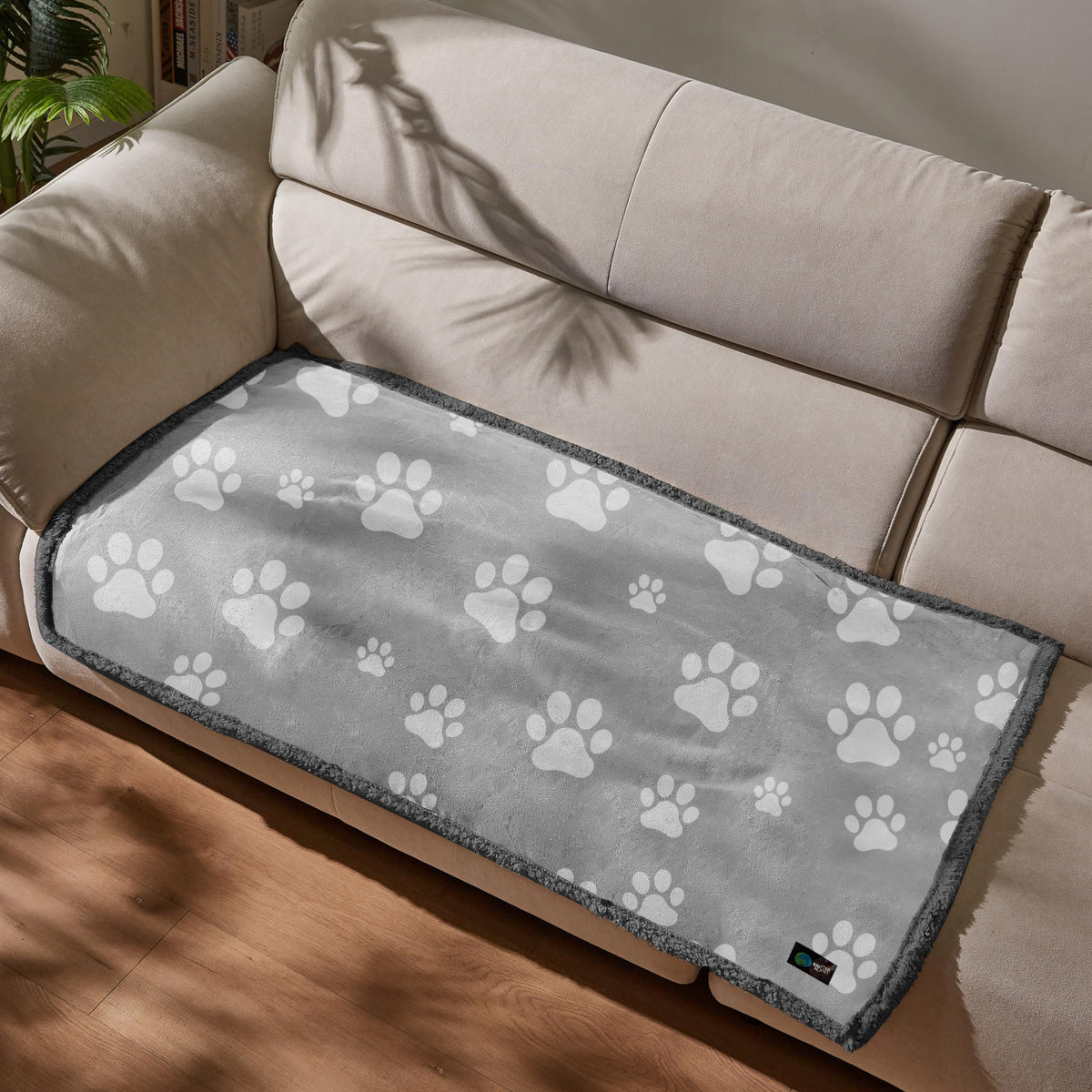 Kritter Planet Waterproof Reversible Pet Blanket for Dogs and Cats