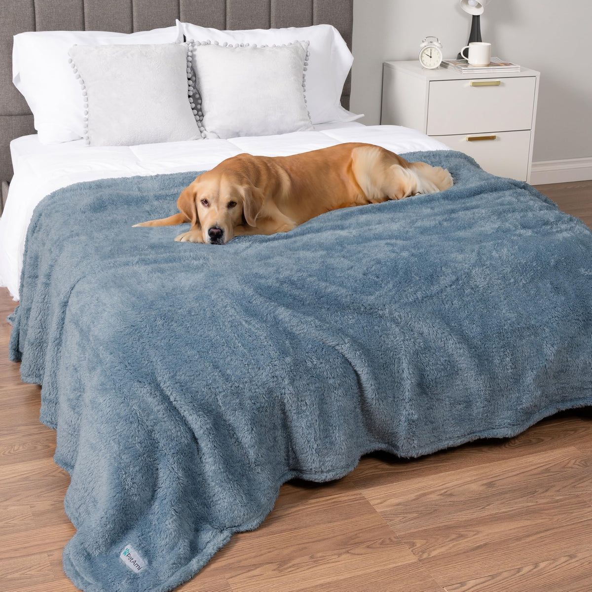 PetAmi Fluffy Sherpa Waterproof Dog Blanket for Medium Pet Cat 29x40, Blue