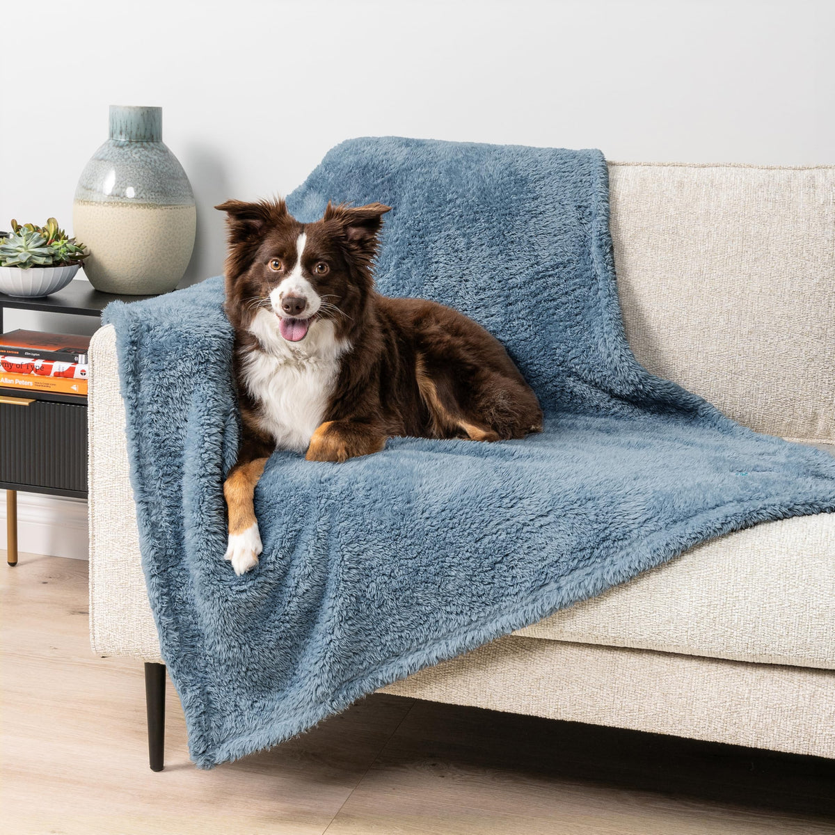 PetAmi Fluffy Sherpa Waterproof Dog Blanket for Medium Pet Cat 29x40, Blue