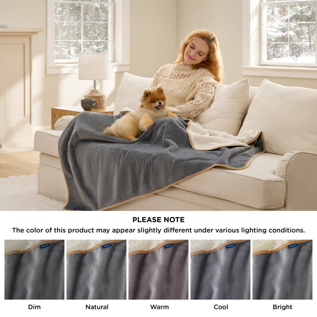 Bedsure Waterproof Dog Blankets for Small Dogs Soft Cat Blanket Warm,25X35