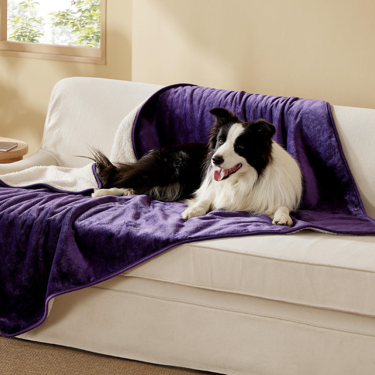 Bedsure Waterproof Blanket for Bed Soft Sherpa Fleece Throw,King 108"x86"